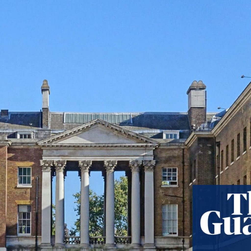 UK universities warn of cuts for impoverished students if
dire funding issues continue
