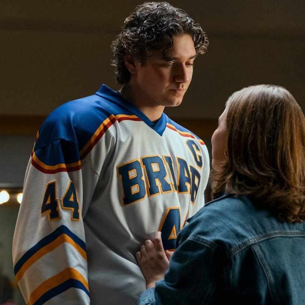 Here’s The Relationship Status Of Every ‘Off Campus’ Star