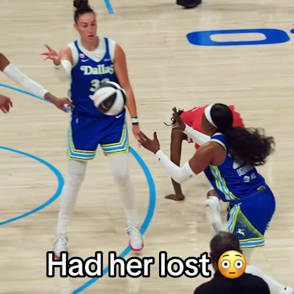 Wait for the replay 🫣 (via dallaswings/TT)