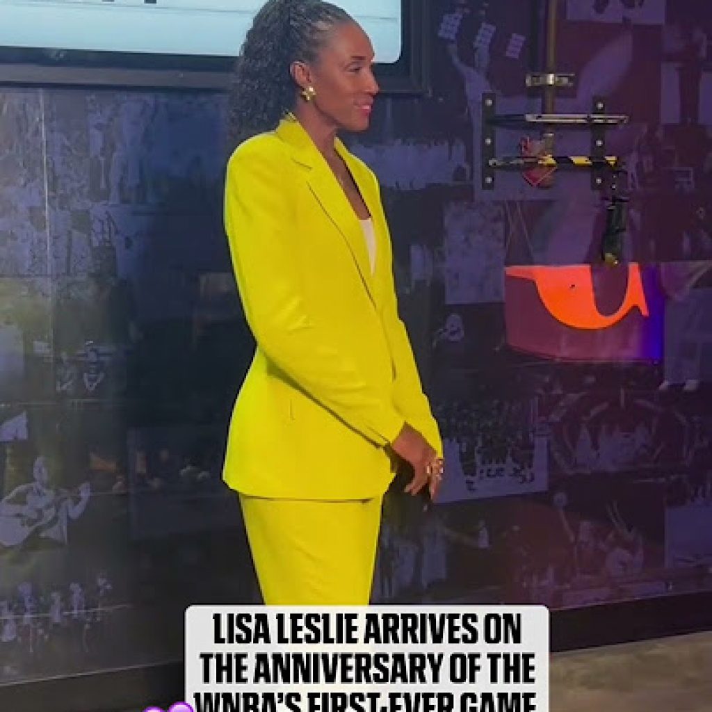 On this day in 1997, Lisa Leslie played in the WNBA’s
first-ever game.