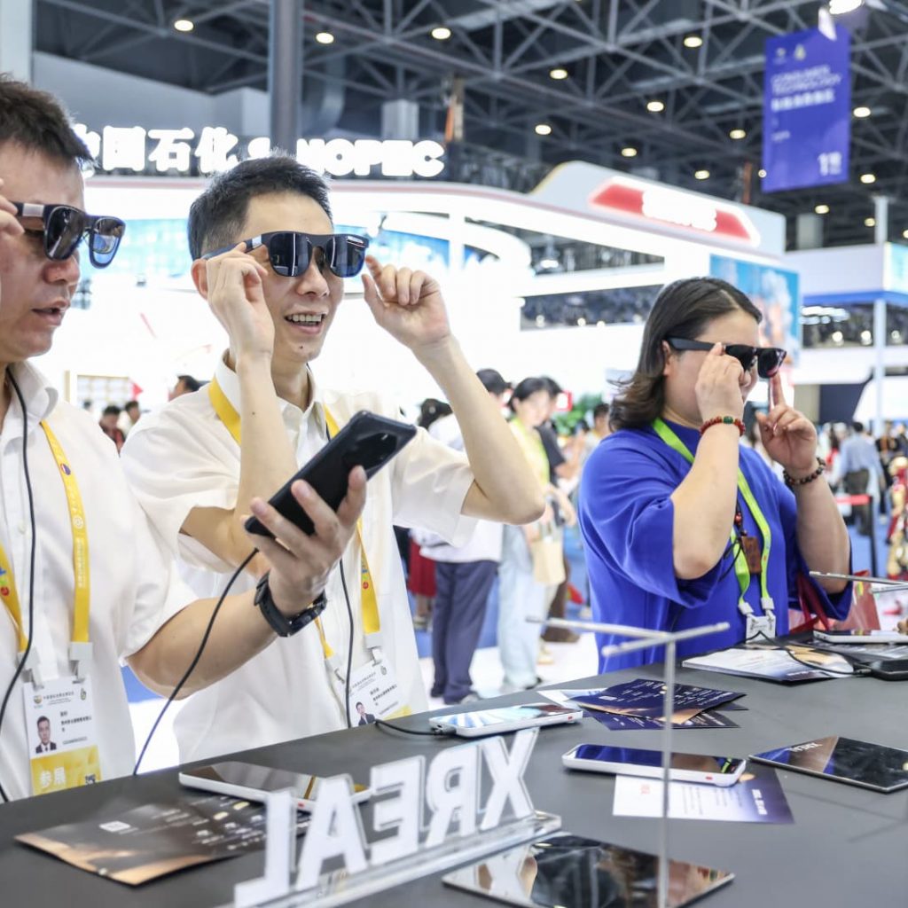 This former Apple executive is betting on Shenzhen, not
Silicon Valley, to create the ‘next Apple’