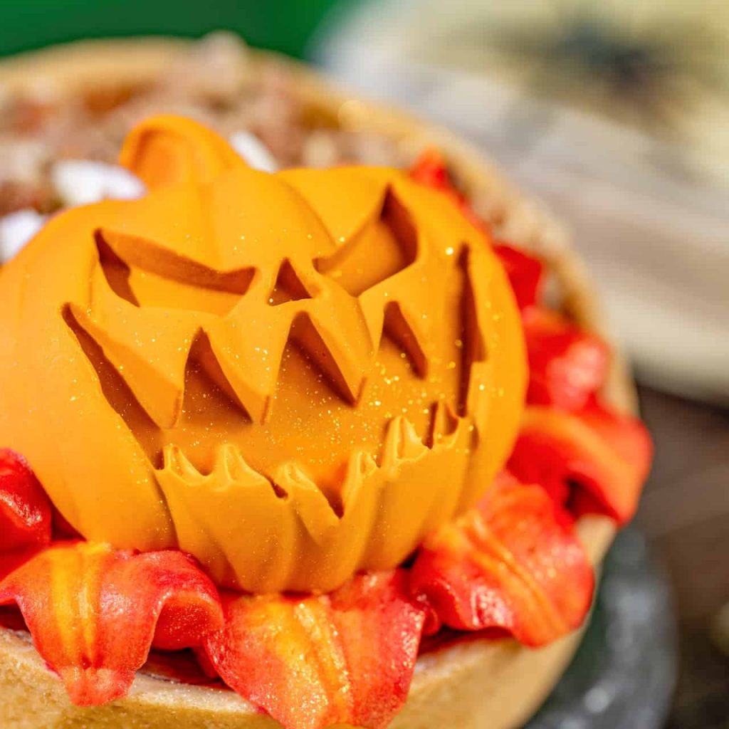 Full Food Menus for 2026 Mickey’s Not So Scary Halloween
Party & Magic Kingdom in Fall