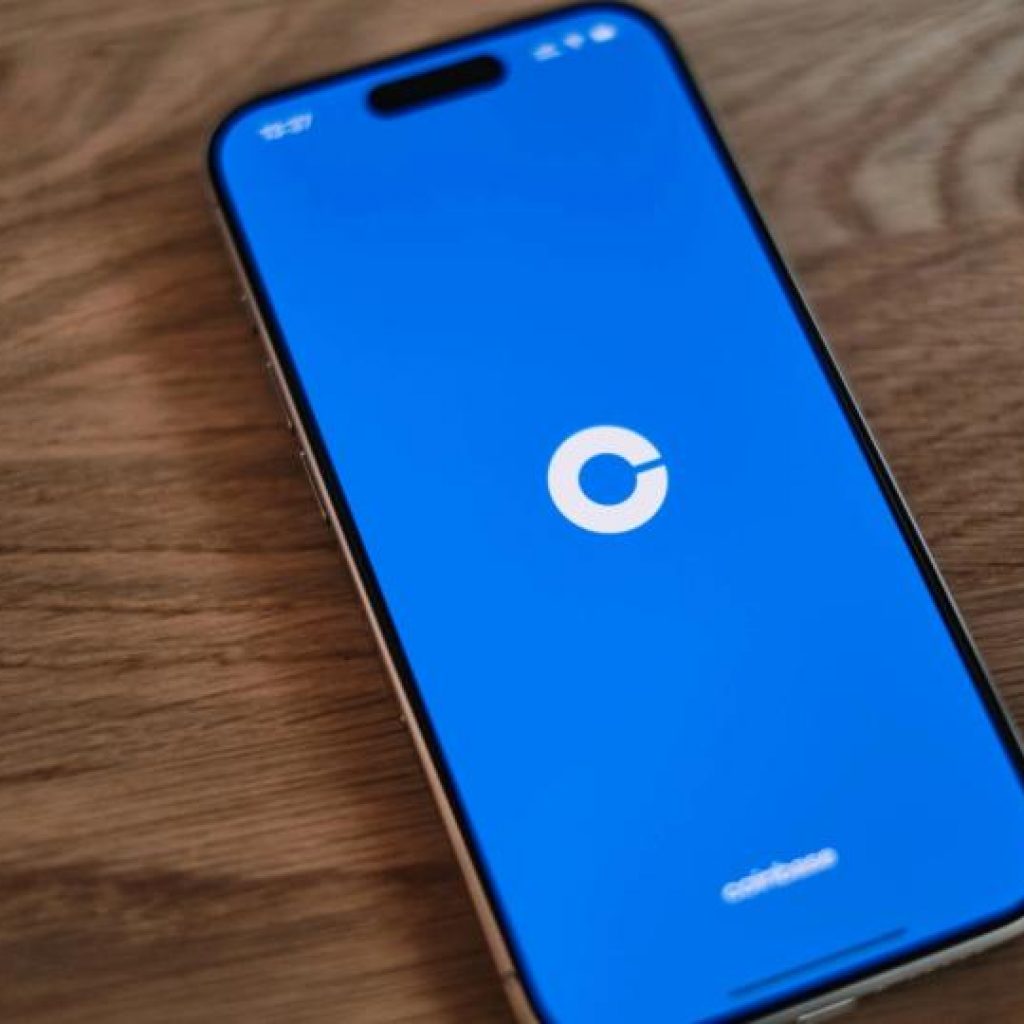 Coinbase secures UK authorization to offer traditional
investments alongside crypto