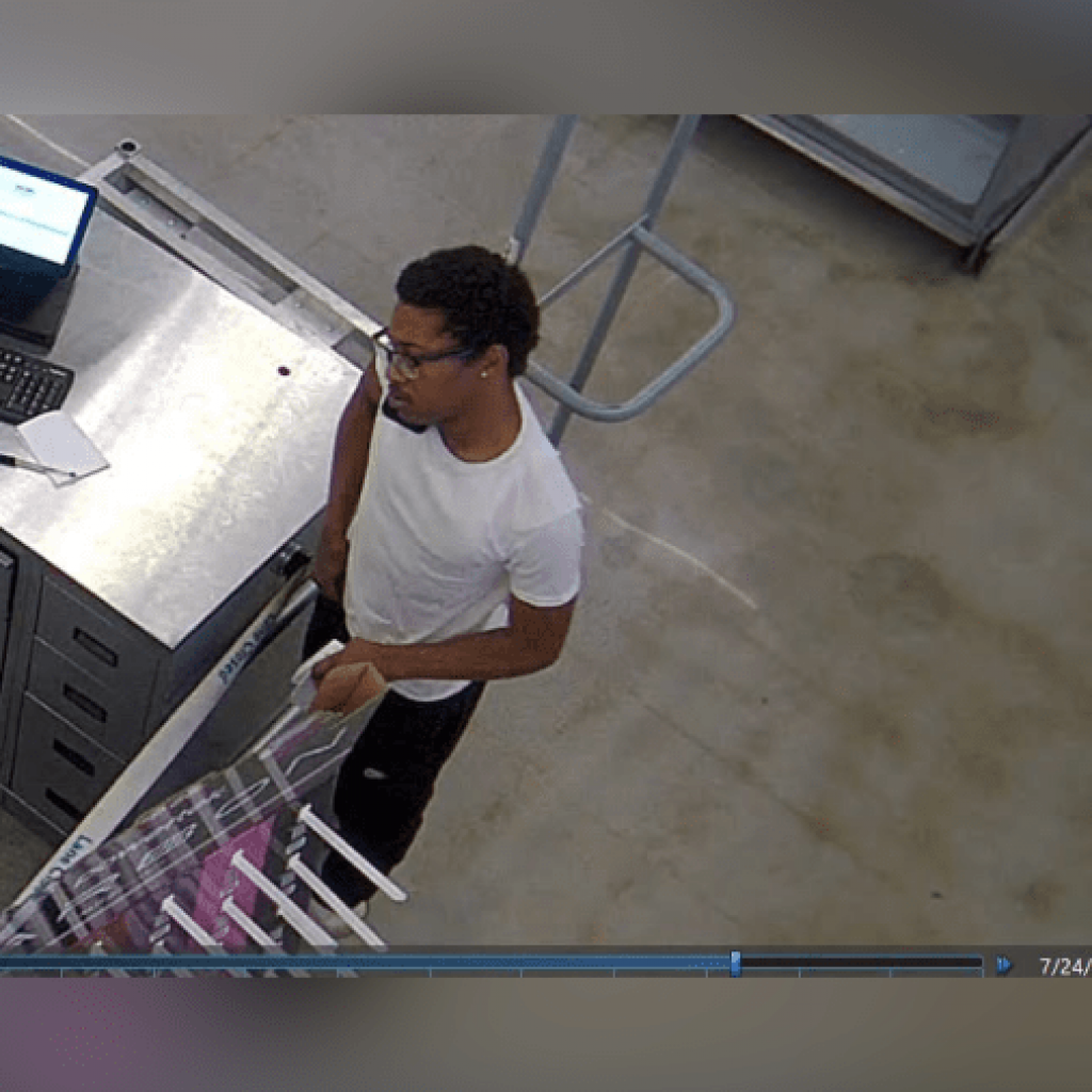 Statesboro PD asking for help to identify person of
interest