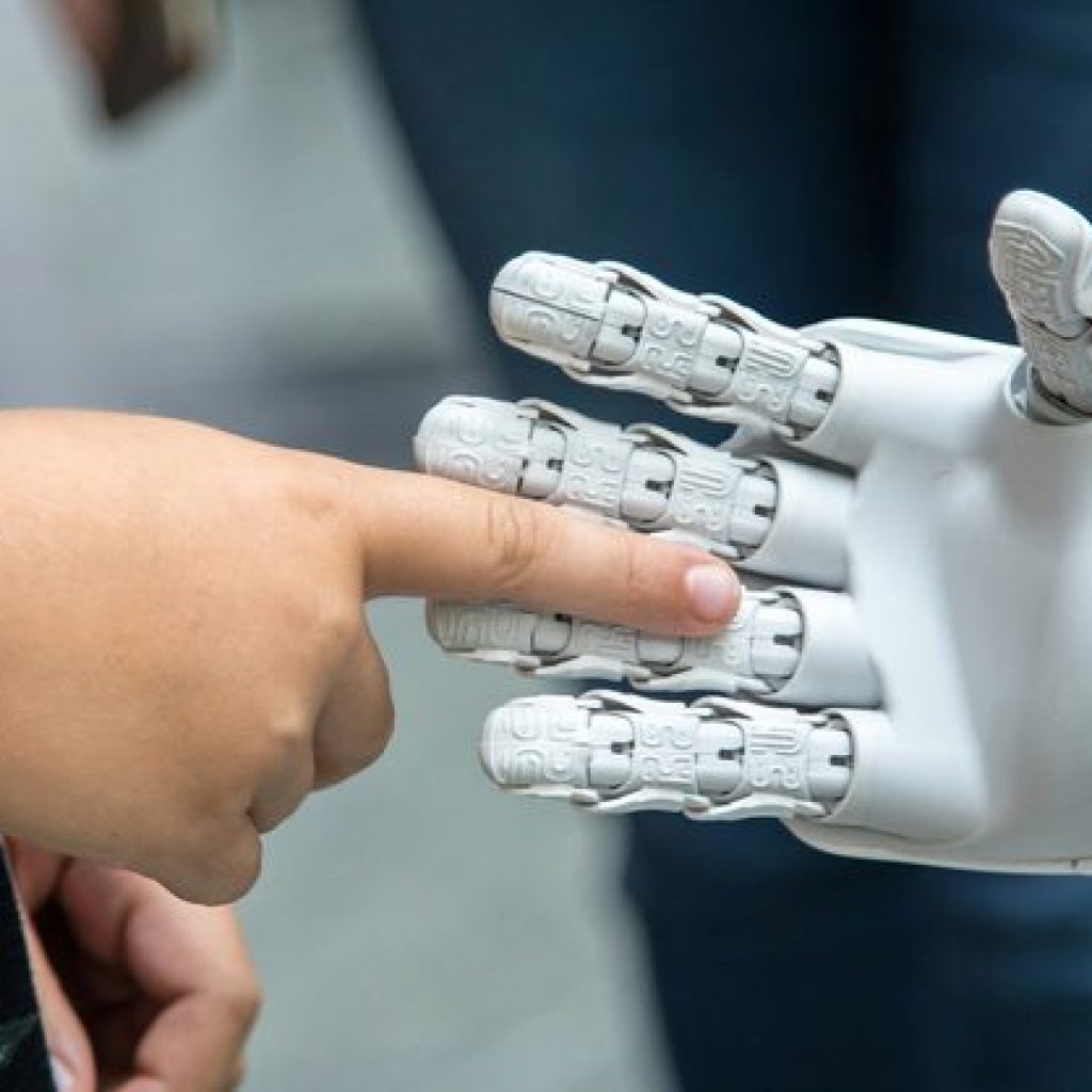 Robots can now ‘see’ touch thanks to a new color-changing
tactile sensor