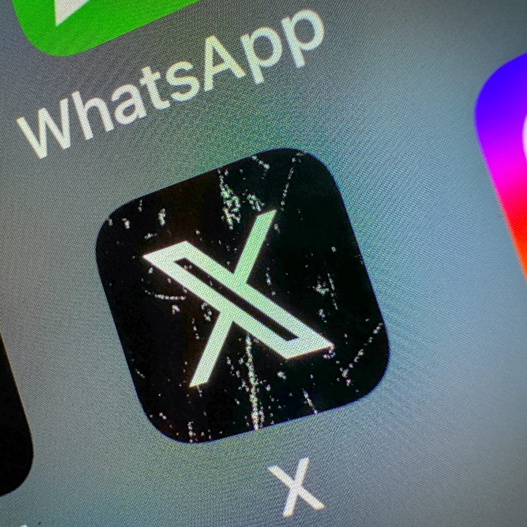 X adds a video editor to encourage creators to post original
content, not stolen reposts