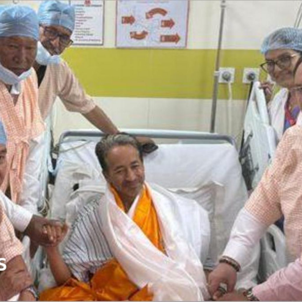 India activist ends hunger strike after 26 days