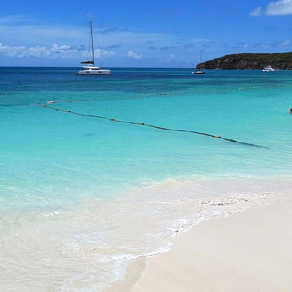 Antigua and Barbuda Is Turning Doors Into Art for a Week of
Galleries, Food, Fashion, and Live Painting