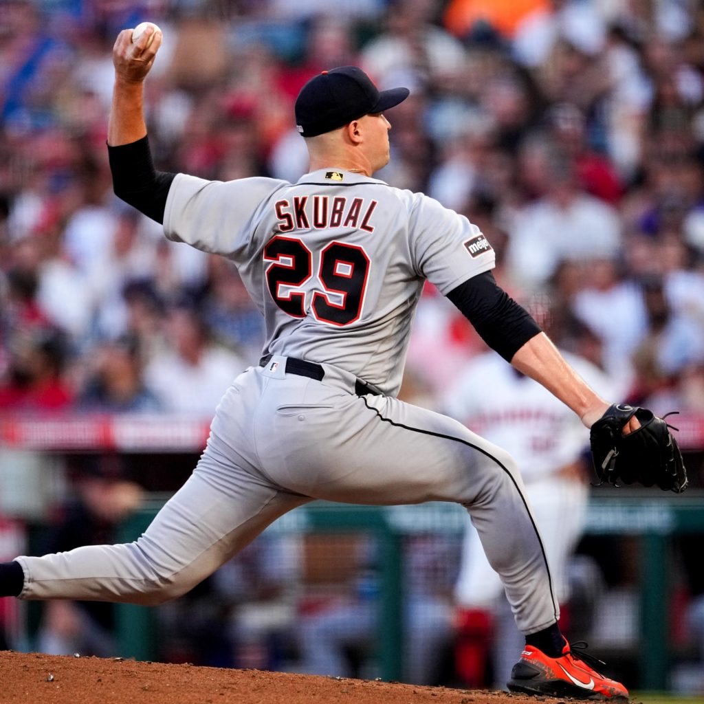 Braves News: Trade deadline, Martin Perez returns, more