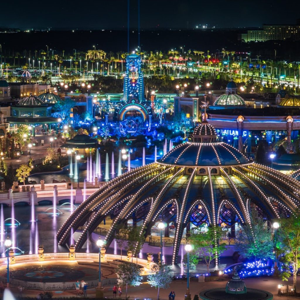2026 Magical Dining Deals at Disney World &
Universal Add Helios Grand Hotel Restaurants!