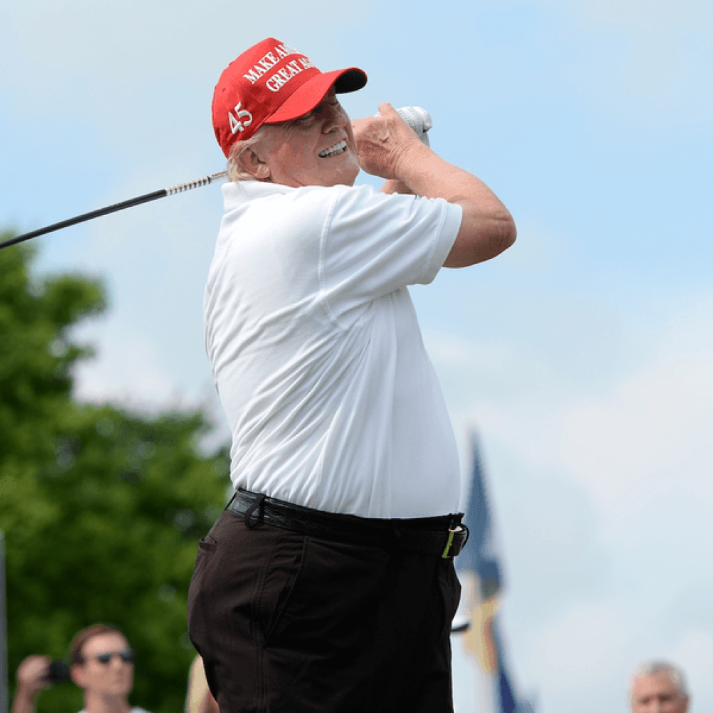 Judge rages at Trump lawyers about ‘Schrödinger’s golf
course’