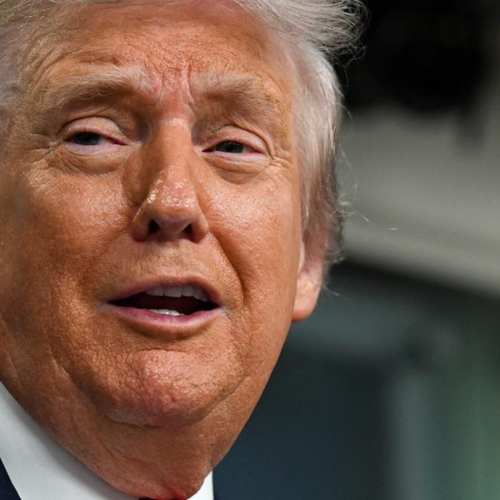 Trump’s rug just got yanked — and he’s going down:
report