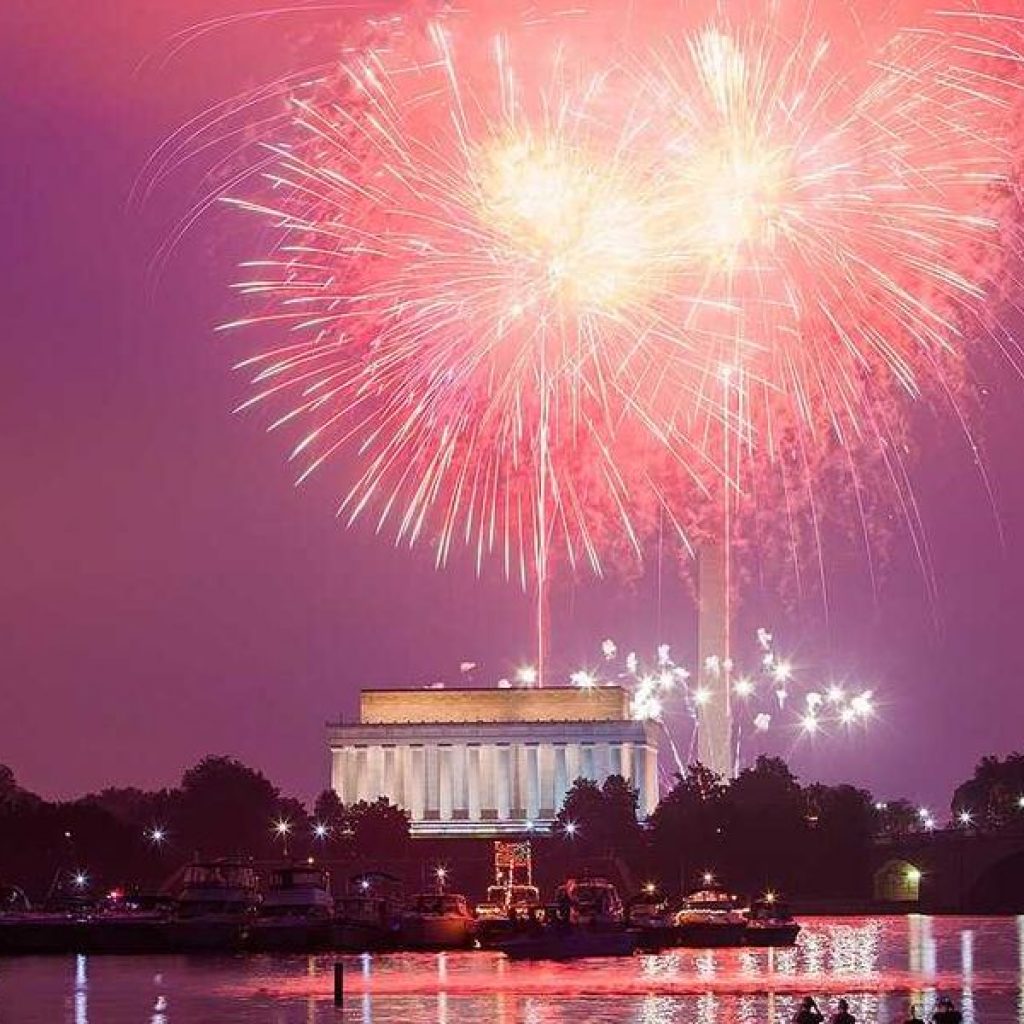 Government warns Trump’s fireworks display will make air
quality ‘hazardous’