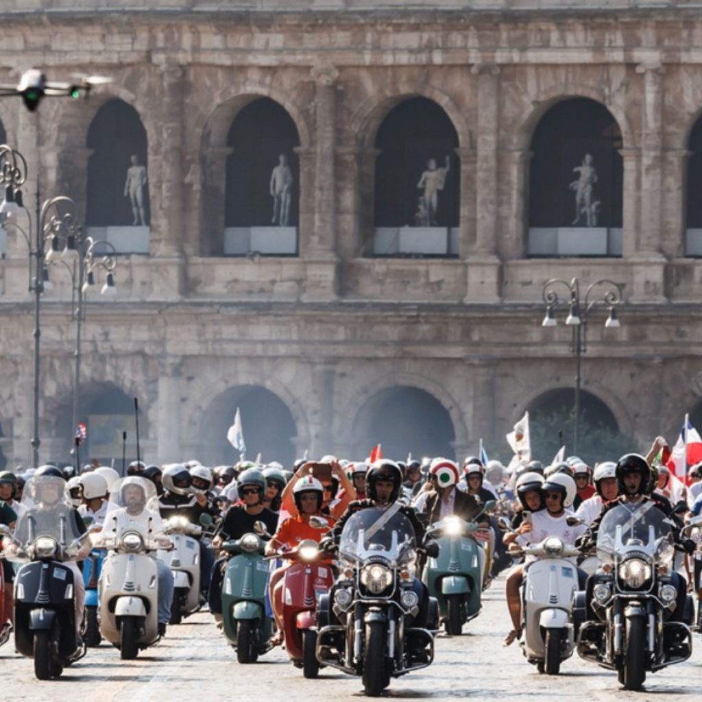 That’s Amore: Thousands Rally In Rome On Two Wheels For
Vespa’s 80th Anniversary