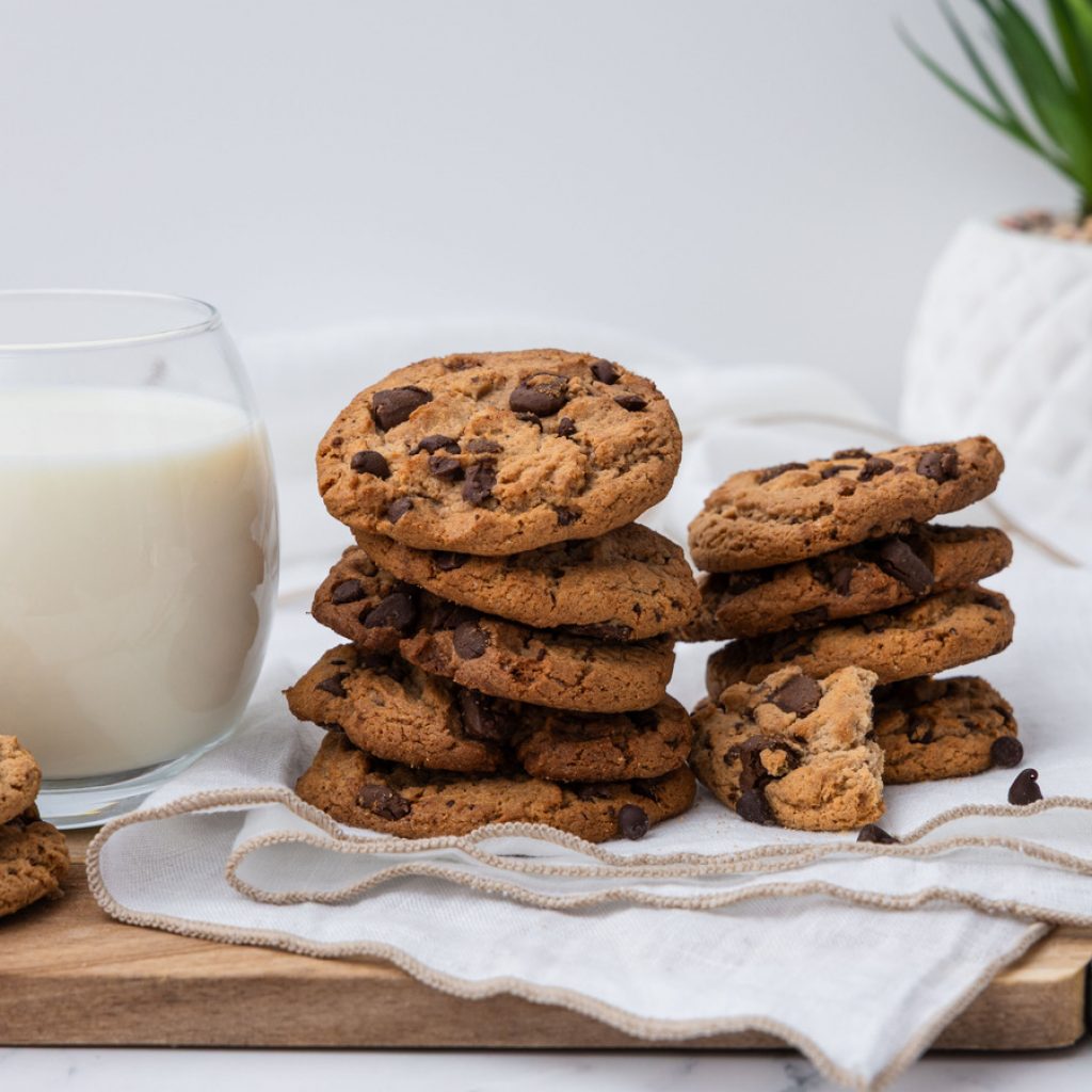 Ford Fired Diabetic Electrician Over Stolen $1.95 Cookie
Allegations