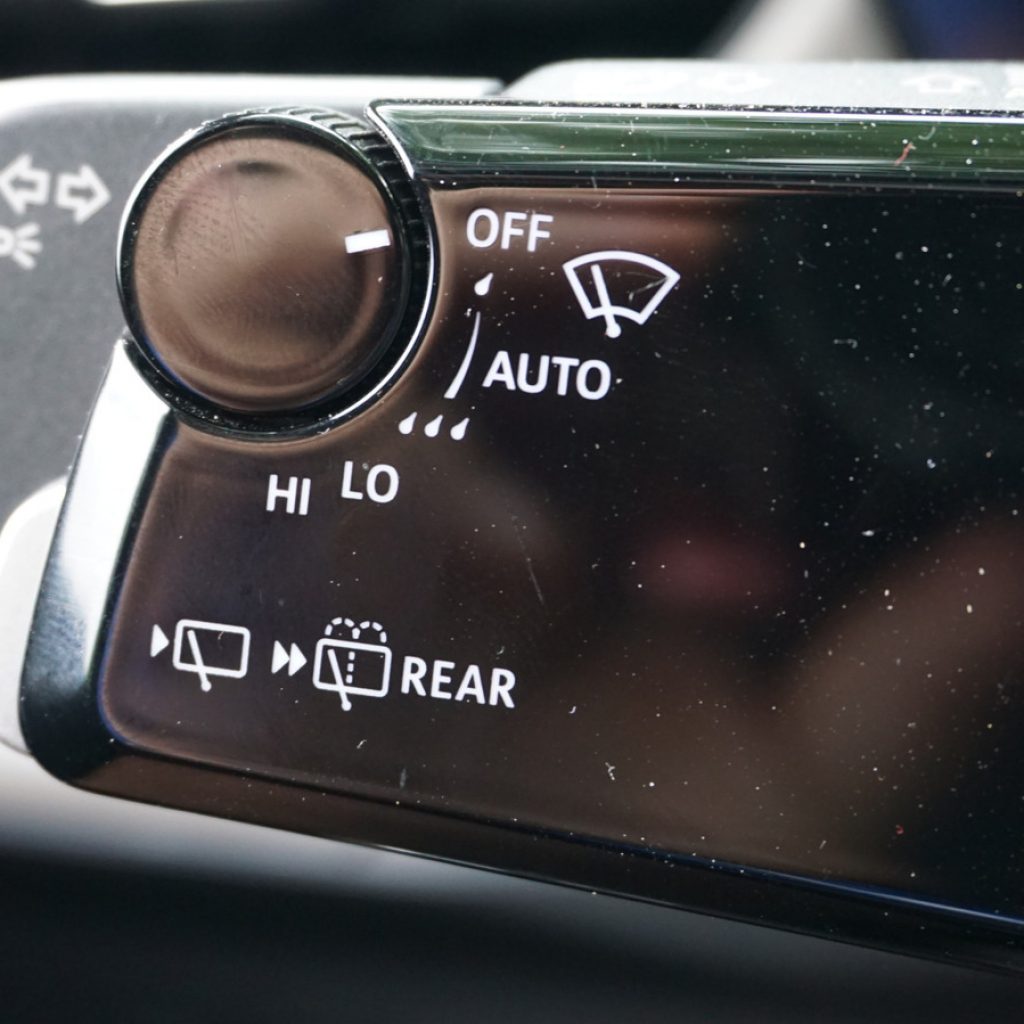The New Audi Q3’s Funky Turn Signal Stalk Is Actually Really
Cool And Satisfying To Use