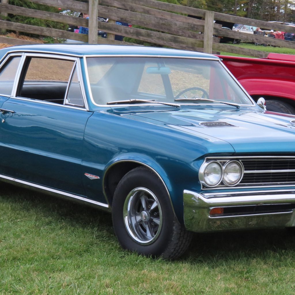 The Time Pontiac Sent A Ringer To Journalists