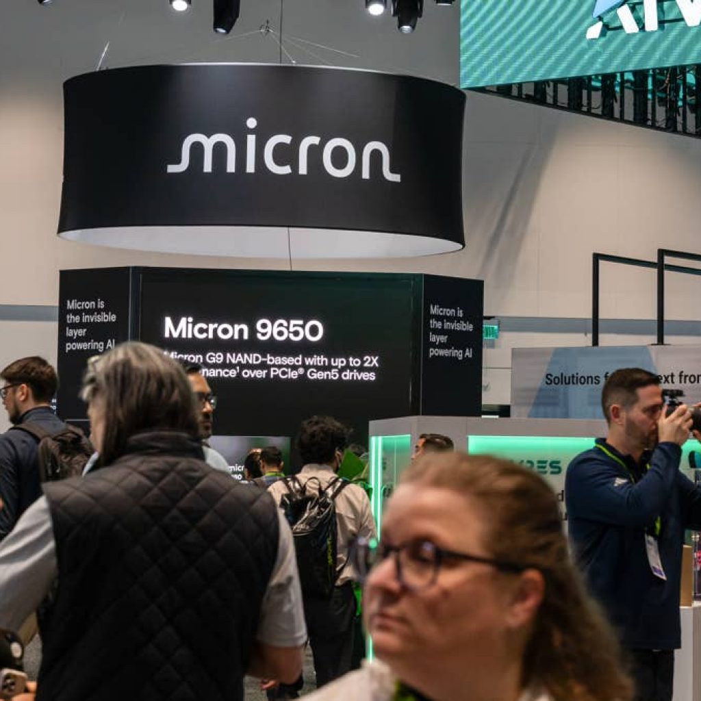 Wall Street flees software plays for triple-digit chipmaker boom