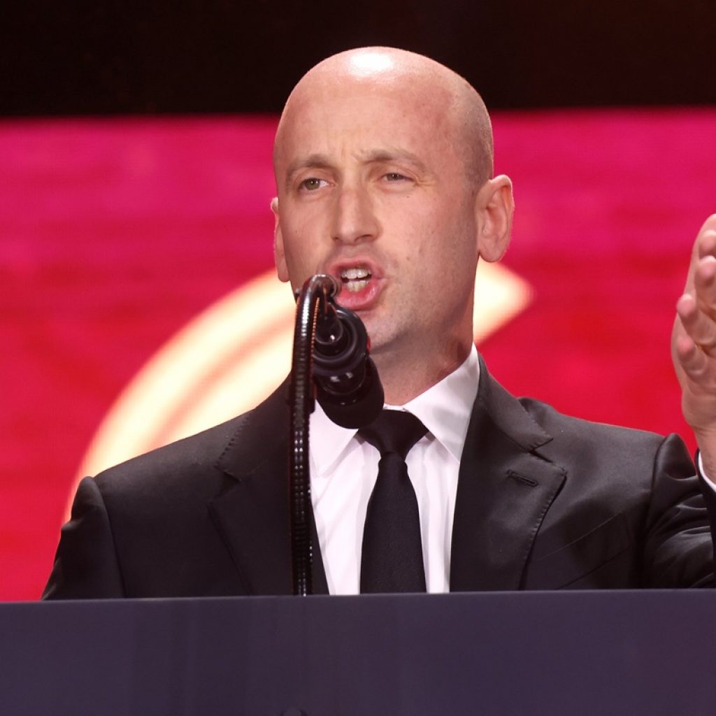 Stephen Miller’s Wife Is Making A Mockery Of Him At Every
Turn