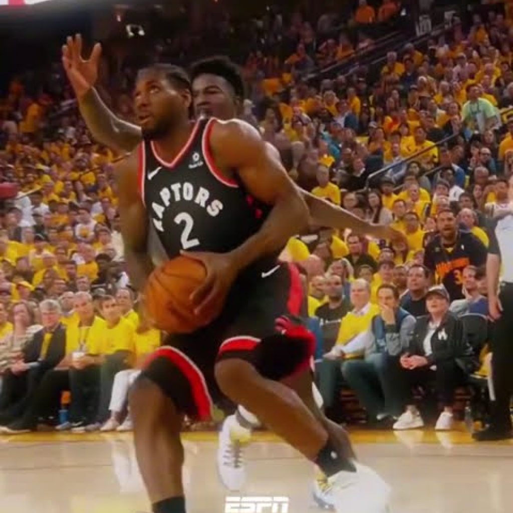 Kawhi is back in the 6