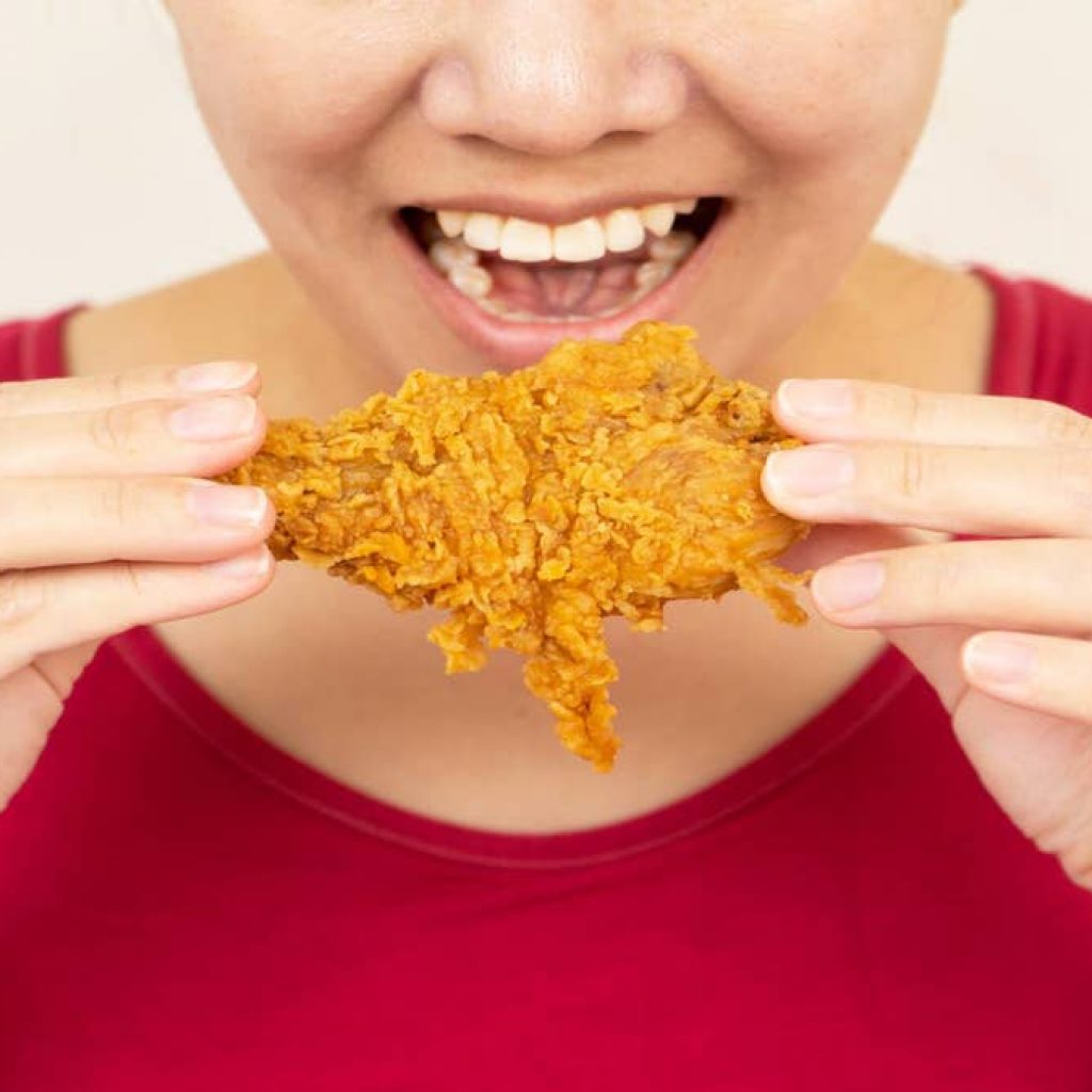 Popular fried chicken chain franchisee closes 39 locations