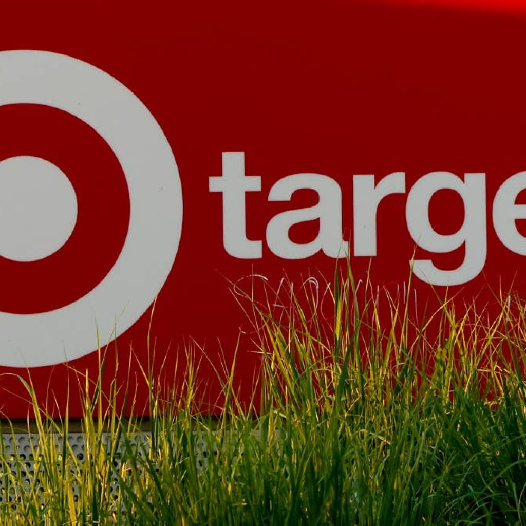 Target’s $360 mid-century modern loveseat sofa is on sale for just $219