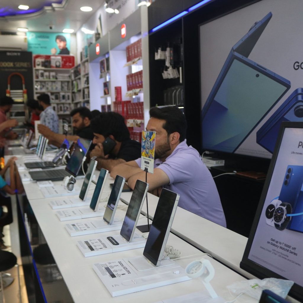 AI-driven memory crunch jolts India’s smartphone
market