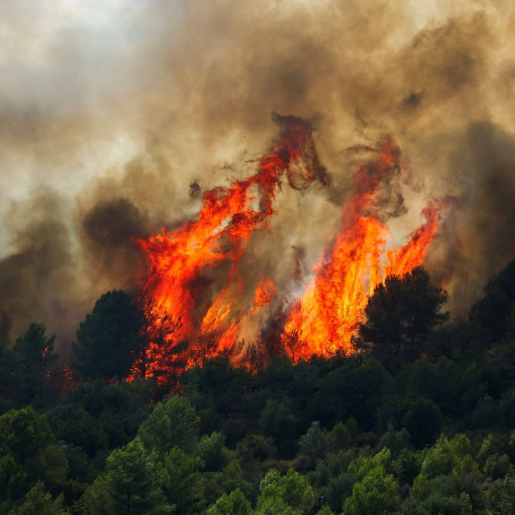Climate change fuelled France and Spain wildfires, experts
say