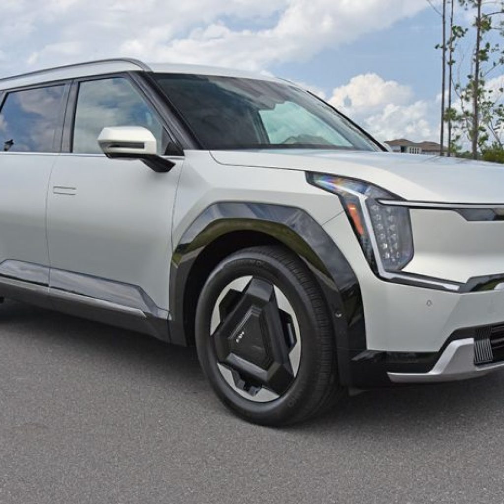 Kia EV9 Recall Affects 21,290 Electric SUVs Over Passenger
Airbag Safety Issue