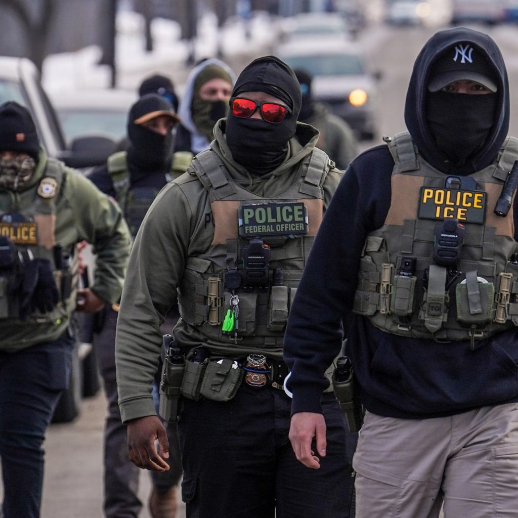 US ICE agency to spend $16.7m on electric shock
gloves