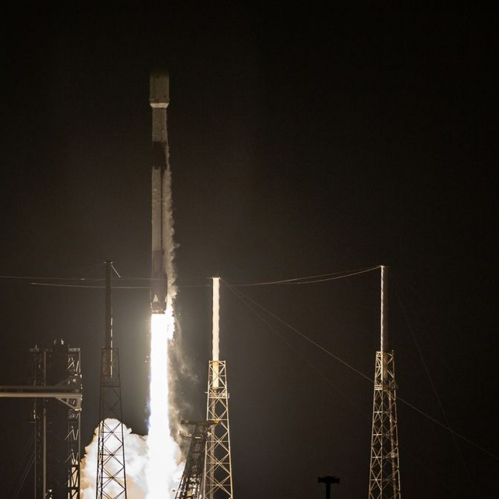 SpaceX’s Falcon 9 Rocket Is About to Crash Into the Moon—and
It Could Be Visible From Earth