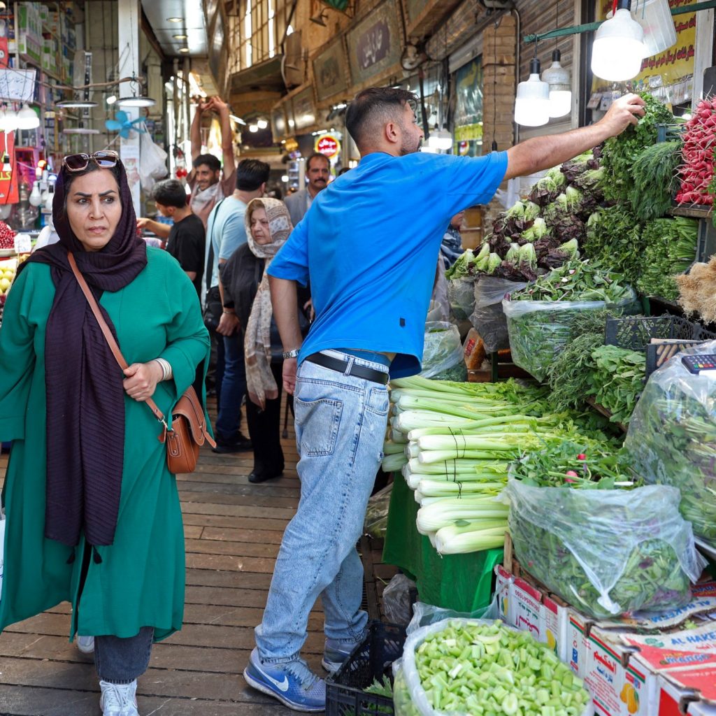 Iran’s leaders acknowledge economic toll of war, pledge
diplomacy, defence