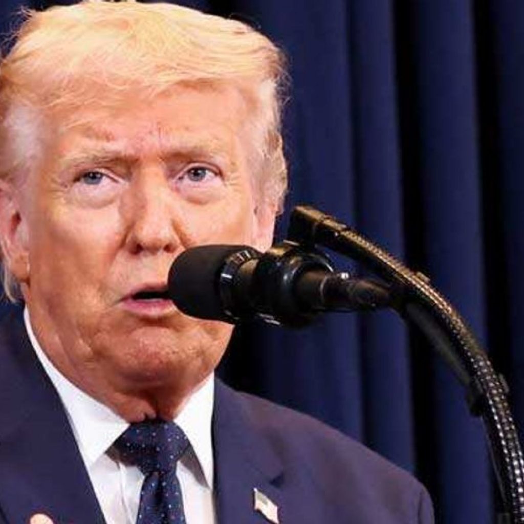 Fire hose of ‘bad news’: Something major is breaking behind
closed doors