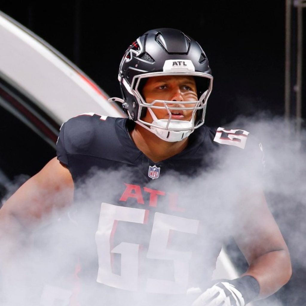 Falcons lock up G Matthew Bergeron to 4-year deal