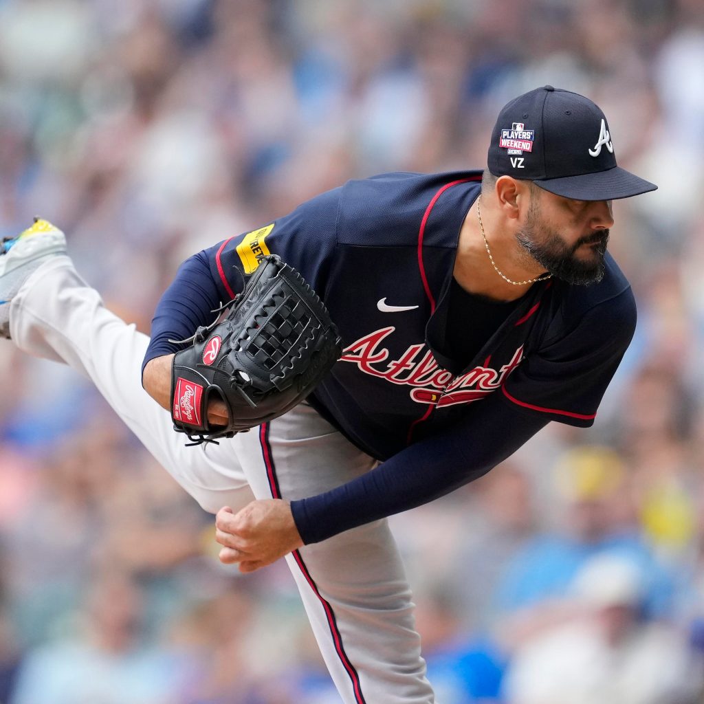 Braves look for series win behind Martin Perez