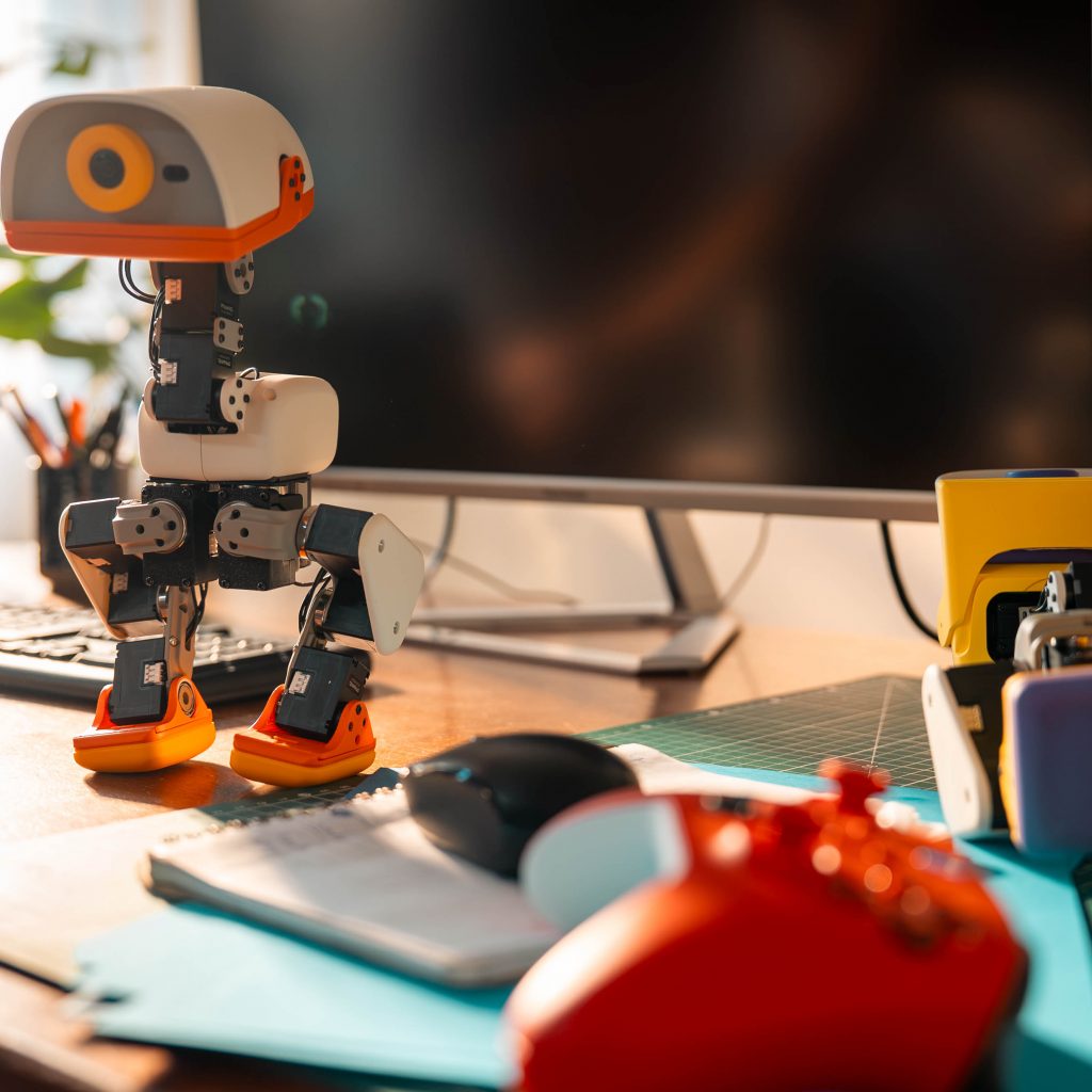 Hugging Face is selling a cute $399 open-source duck robot,
Microduck
