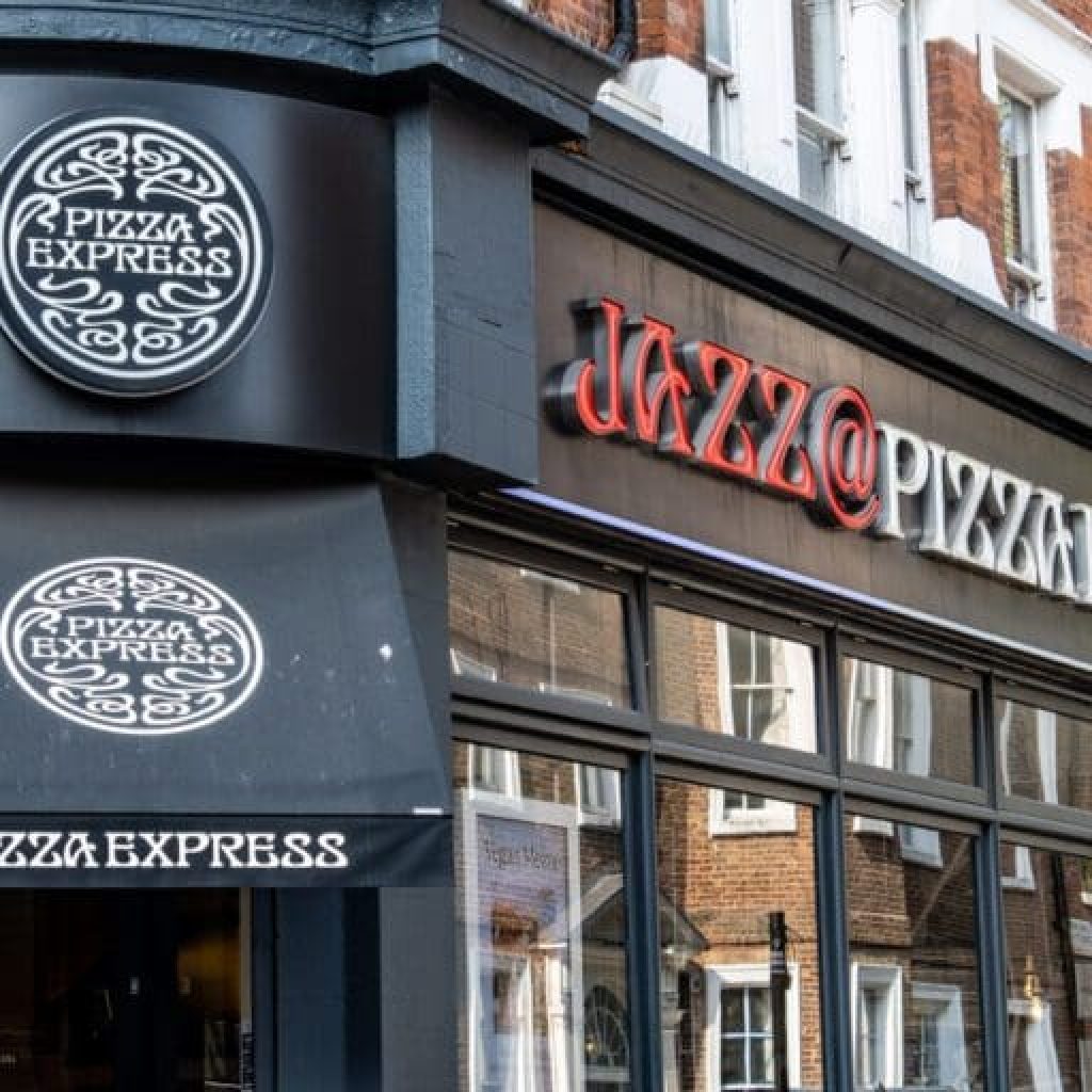 Profits almost halve at Britain’s 100 biggest restaurant
groups