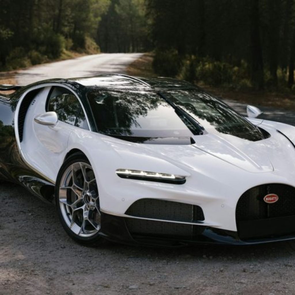 Bugatti Tourbillon’s 9,000-RPM V16 Proves the Hybrid Era Can
Still Sound Spectacular