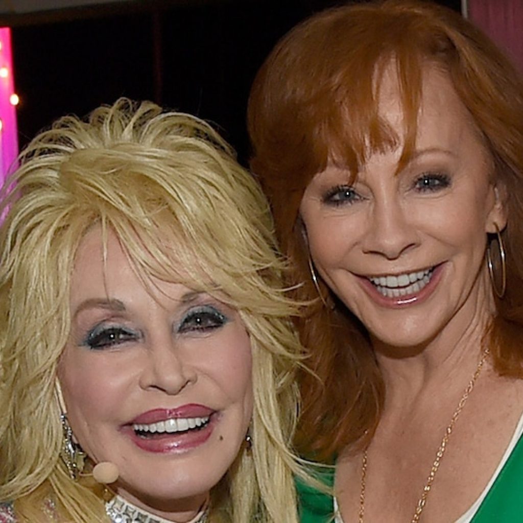 Reba McEntire Missed a Call From Dolly Parton Before Her
Death