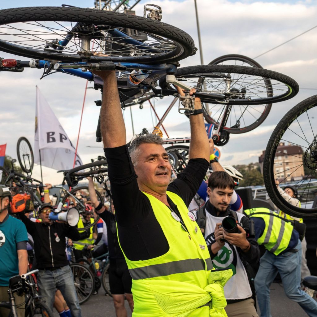 Serbia’s snap election: Can Vucic outmanoeuvre the student
revolt?