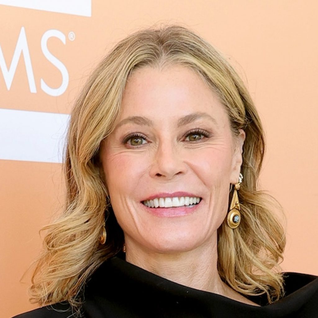 Julie Bowen Gives Rare Update on Dating Life, “Lovely” New
Boyfriend