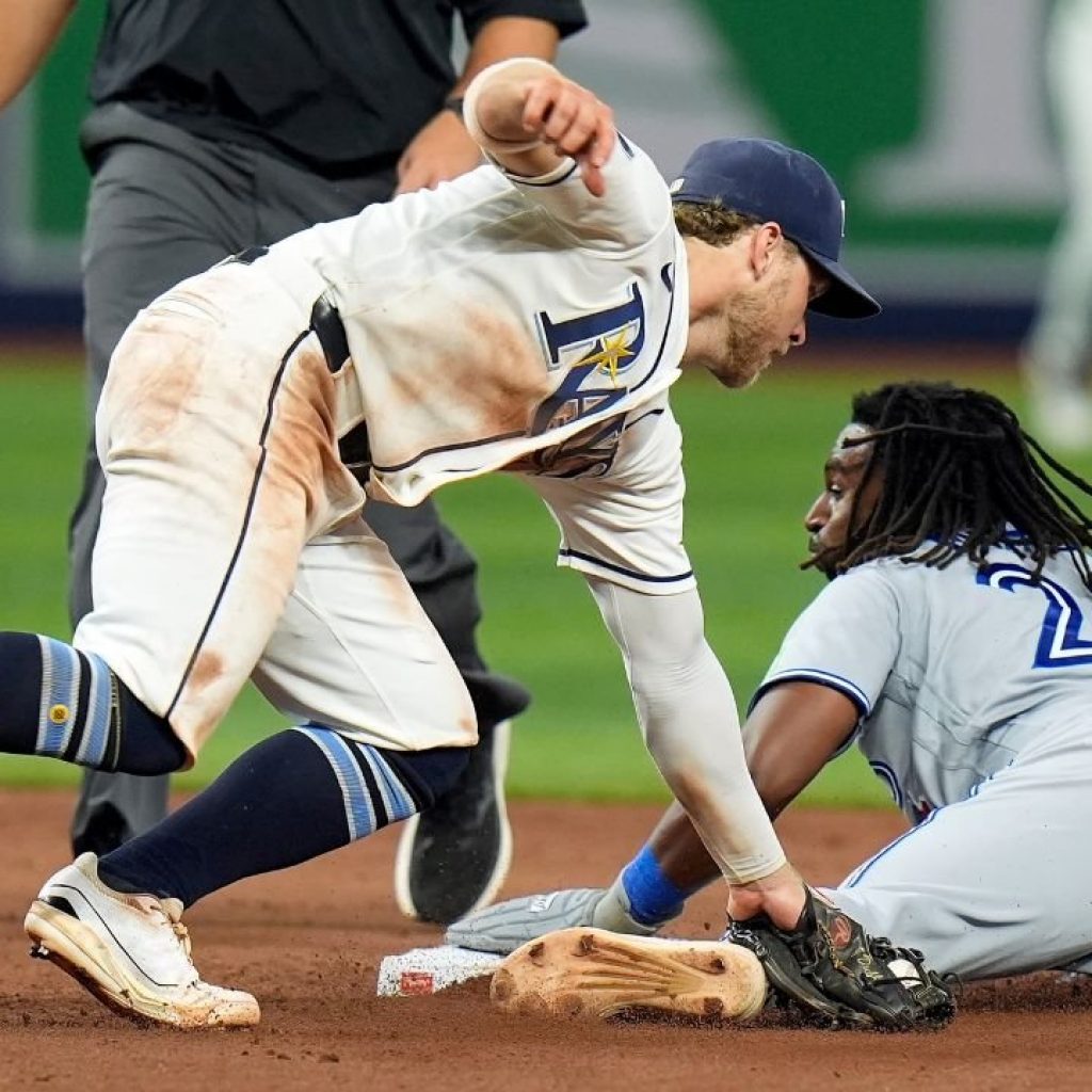 How should Blue Jays go about acquiring baserunning
talent?