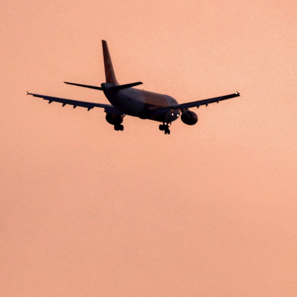 Iraqi airports halt Iranian flights after new US aviation
sanctions