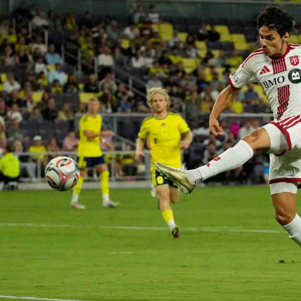 Toronto FC sunk by Hany Mukhtar brace in loss to Nashville
SC
