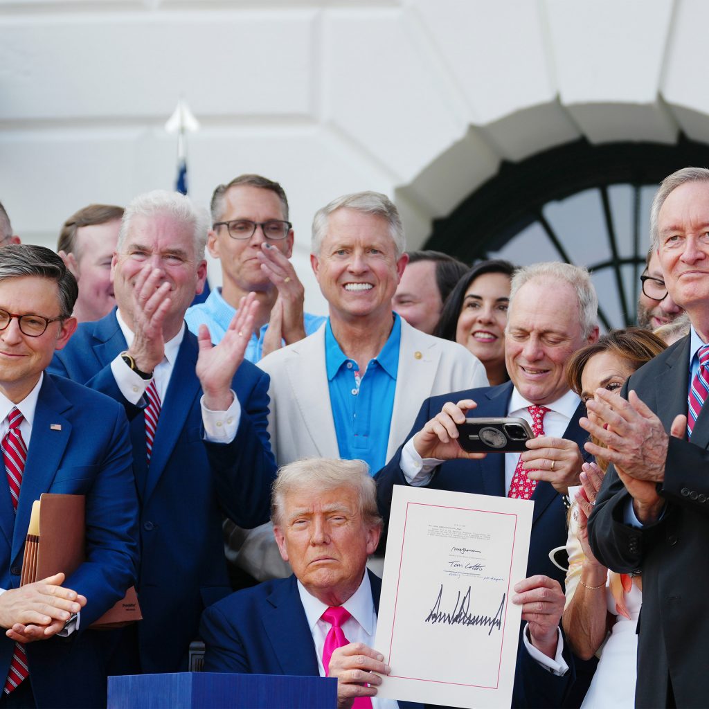 US Poised To Boot Legal Immigrants From Medicaid, Including
Refugees and Sex-Trafficking Victims