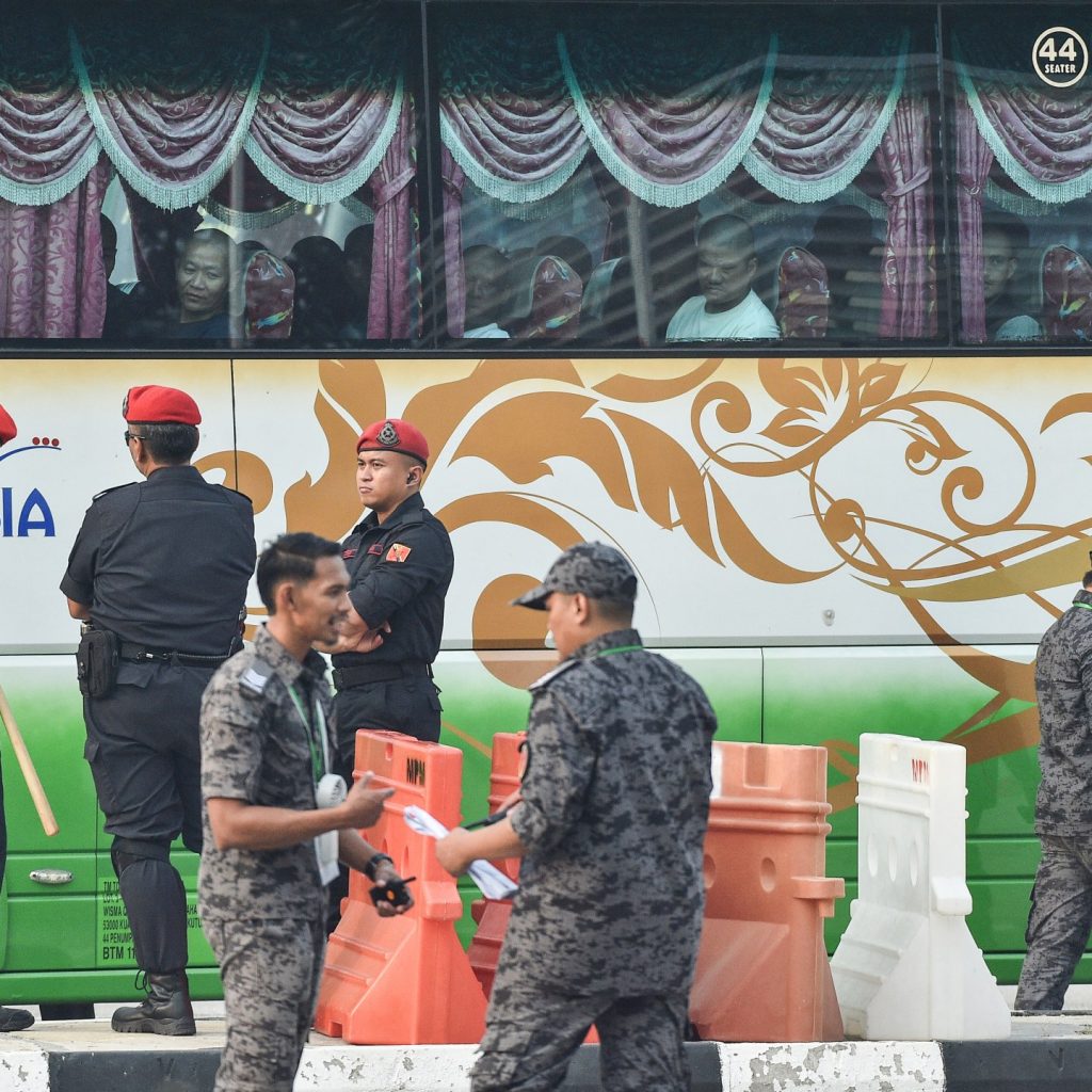 Malaysia begins sending back Rohingya refugees despite
safety warnings