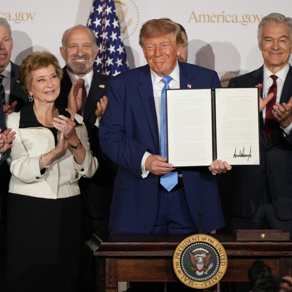 Trump unveils new site to simplify access to government
services