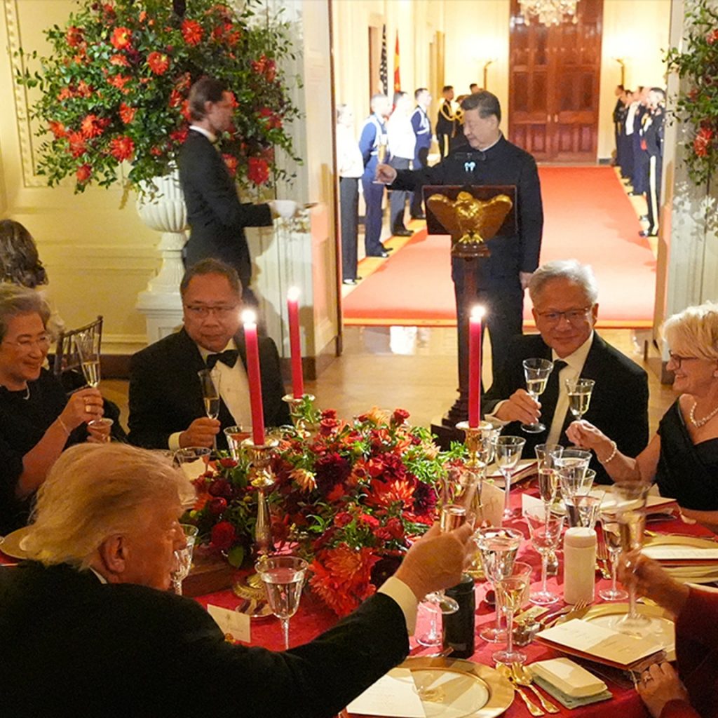 Trump’s State Dinner Table Seats Billionaires Worth a
Combined $1.13 Trillion