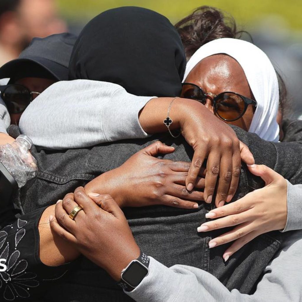 Teen girl charged with murder over recording of San Diego
mosque attack