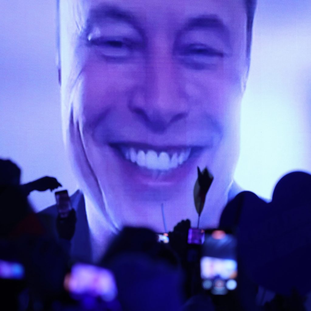 The internet is convinced Elon Musk’s xAI trolled OpenAI’s
‘Dots’ launch